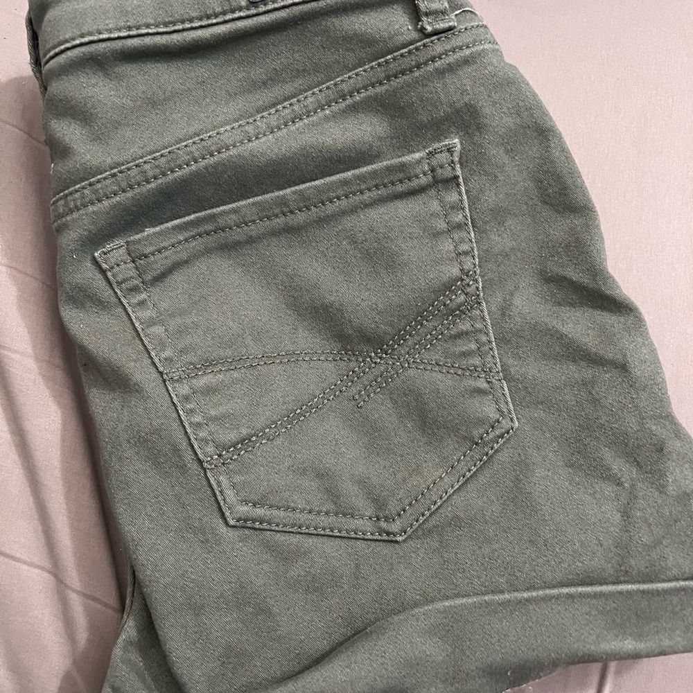 Aéropostale Midi Shorts